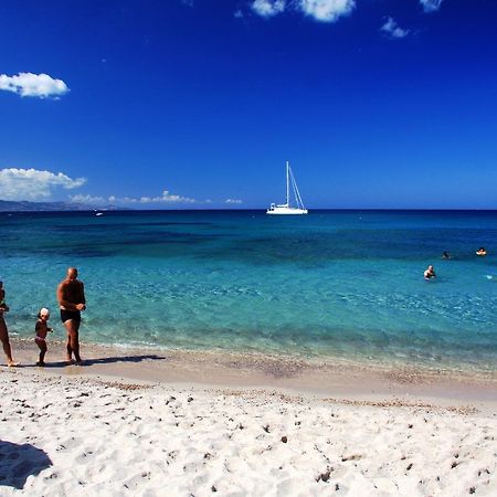 Verande Tanca Torre Isola Rossa Kültér fotó